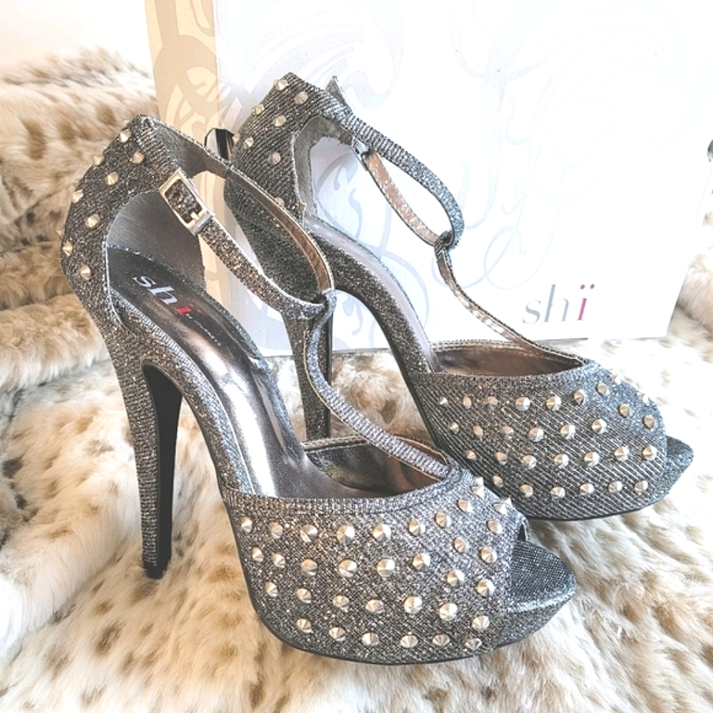 Shi Jasper Studded Stilletos in Pewter